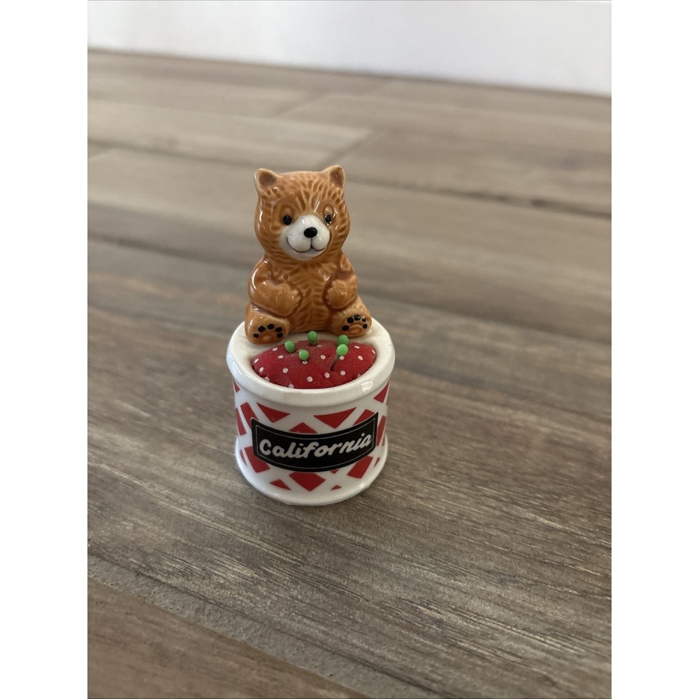 Vintage California ceramic‎ bear Pin Cushion Rare